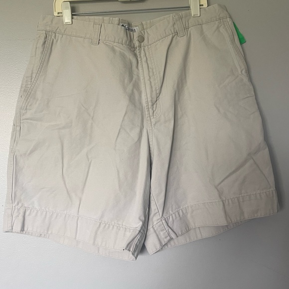 Columbia Other - Mens Columbia Bermuda cargo walking shorts tan 38